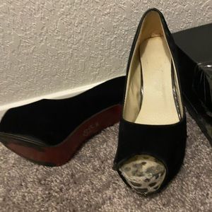 Black velvet heels